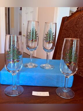 Set of 4 Cuthbertson Christmas Tree 7.25”H Glassware Champagne Flute Gold Rim #1